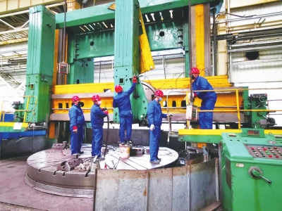 蘭州市各單位各部門統(tǒng)籌做好疫情防控與復(fù)產(chǎn)復(fù)工 落實(shí)防控措施 恢復(fù)生產(chǎn)經(jīng)營(yíng)