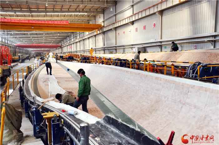 “擰緊”防控閥 打出“組合拳”——玉門(mén)市三向發(fā)力推動(dòng)疫情防控、復(fù)工復(fù)產(chǎn)、脫貧攻堅(jiān)齊頭并進(jìn)（圖）