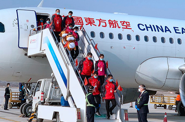 與病魔較量的53個日日夜夜——甘肅省第一批援助湖北醫(yī)療隊救治患者紀(jì)實(shí)