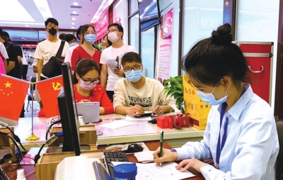 “幸有所愛，不畏山?！?“5·20”當(dāng)天蘭州城關(guān)區(qū)有521對新人領(lǐng)證