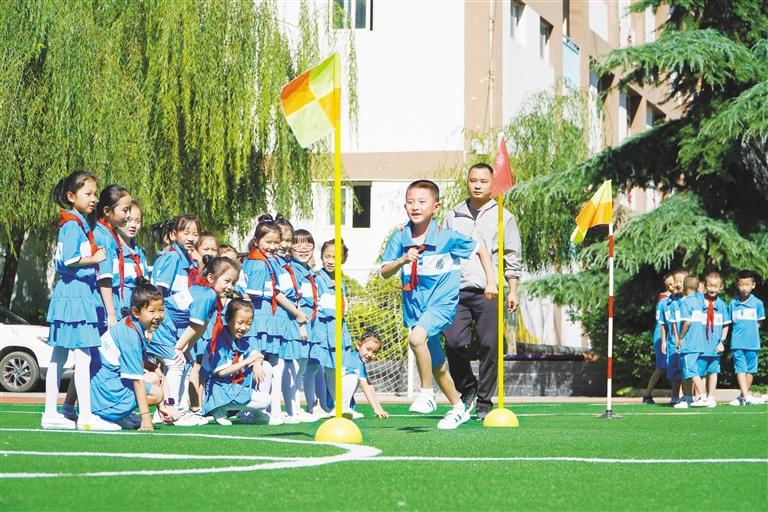 我們開學(xué)了！