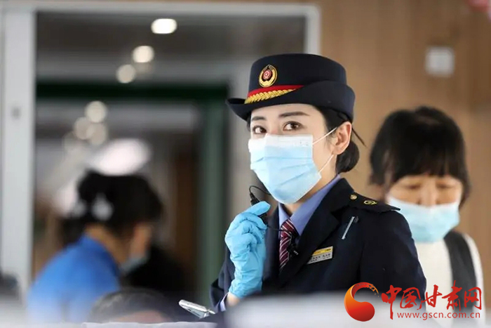 農(nóng)歷小年火車票今起開搶！這些信息你要知道