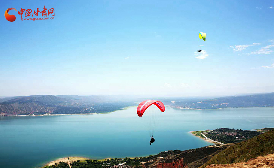 【五一游甘肅】這個(gè)五一，我在宛若游龍繞山行的黃河畔等你