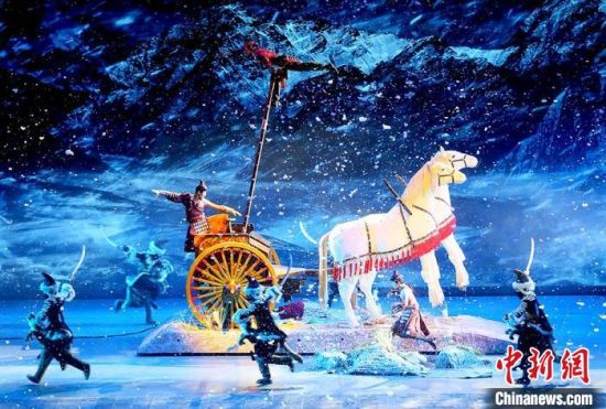 圖為《天下雄關(guān)》演出劇照。　高展 攝