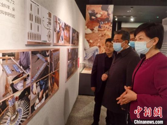 圖為展覽現(xiàn)場?！●T志軍 攝