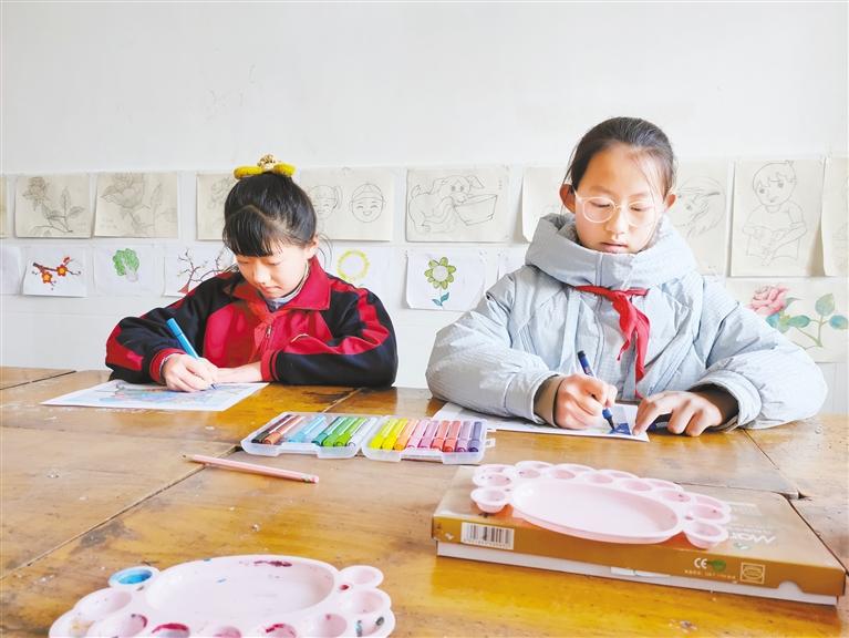 甘肅這兩名小朋友，被太空中亞平老師點了名