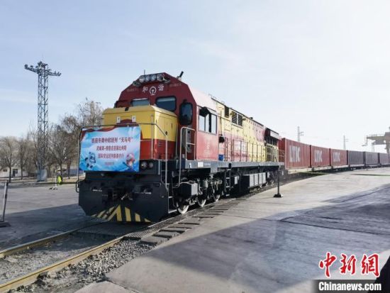 甘肅企業(yè)走出去“危中育新機(jī)” “借船出?！蓖貒?guó)際市場(chǎng)