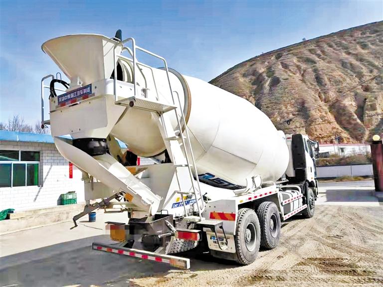 【聚焦3.15】大罐攪拌車(chē)年檢時(shí) 發(fā)現(xiàn)竟是非法改裝車(chē)？