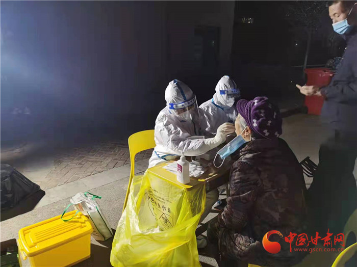 專家詳解新版新冠診療方案：為何輕型病例可以不住院了？