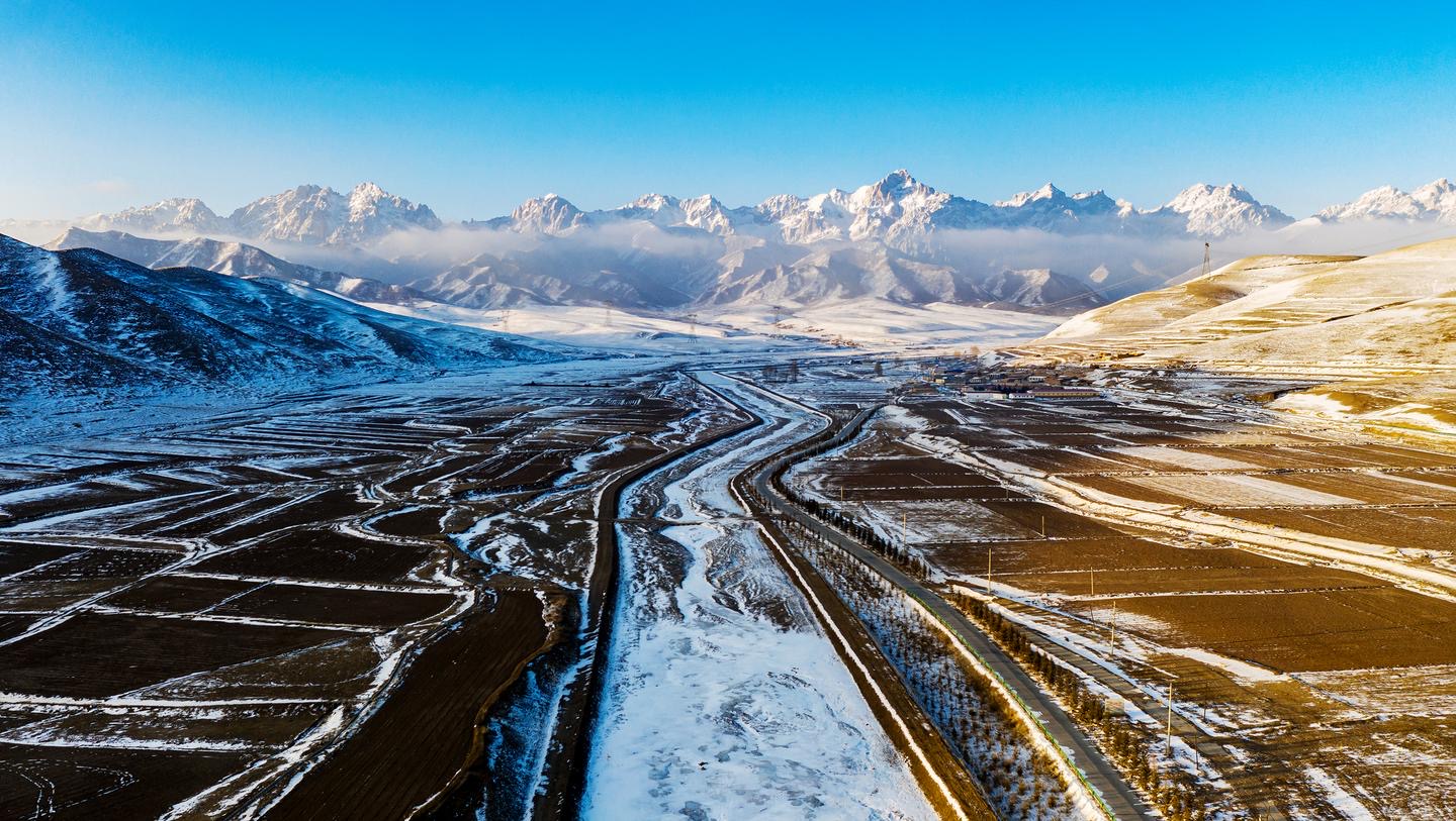 【輪播】武威天祝:祁連山烏鞘嶺段雪后初霽 靜美如畫(huà)_fororder_2