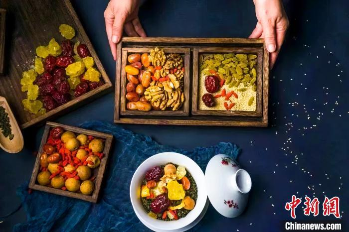 2023年5月，拍攝的臨夏蓋碗茶所需原料。(資料圖)臨夏市融媒體中心供圖