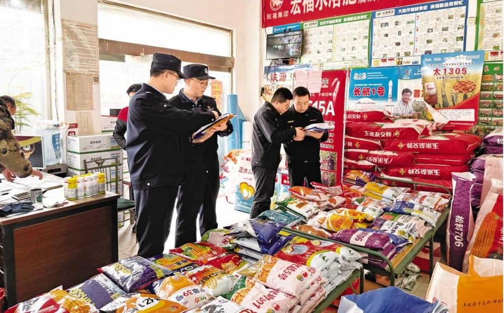 靈臺公安：筑起春耕生產(chǎn)安全屏障